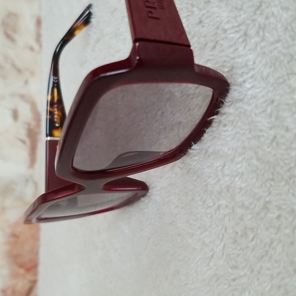 New PRADA Oversized Square Acetate Sunglasses - Picture 8 of 13